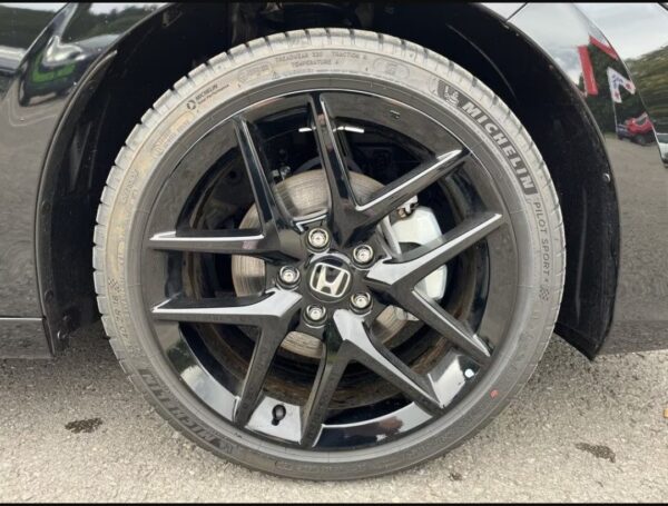 Honda Civic Hybride S 2025
