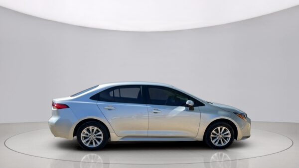 Toyota Corolla 2.0 D-4D (2024)