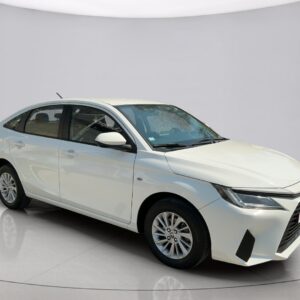 Toyota Yaris Essence (2023)
