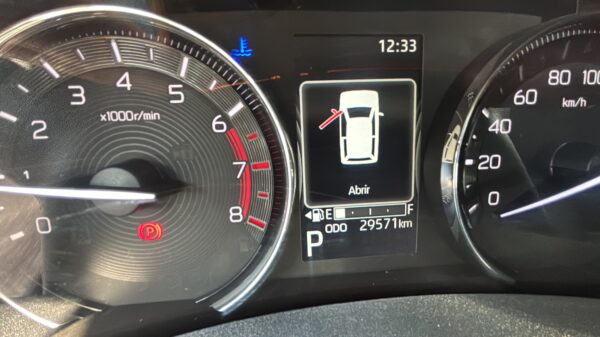 Toyota Yaris Essence (2023)