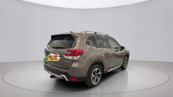 Subaru Forester (2023)